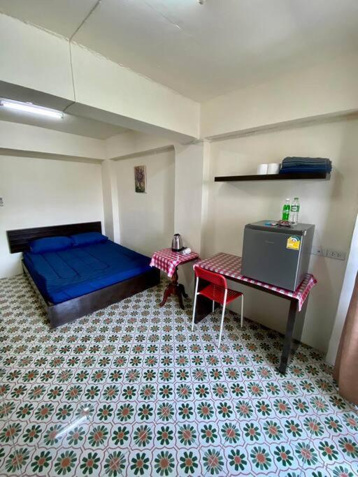 Ratanawong Place 823 曼谷 外观 照片